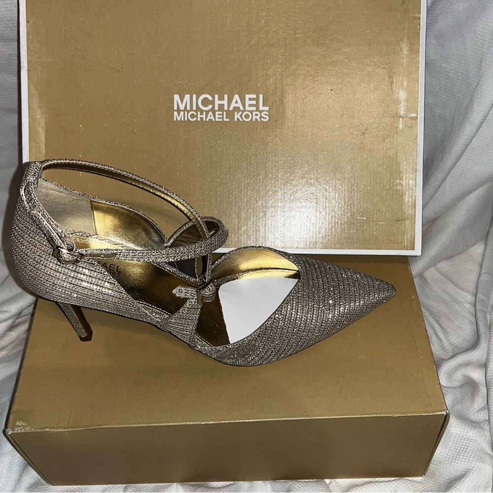 Michael Kors Glittering Gold Heels